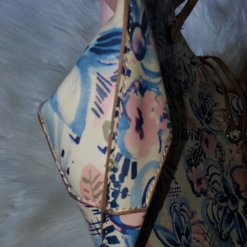 Purse with Attached Pouch